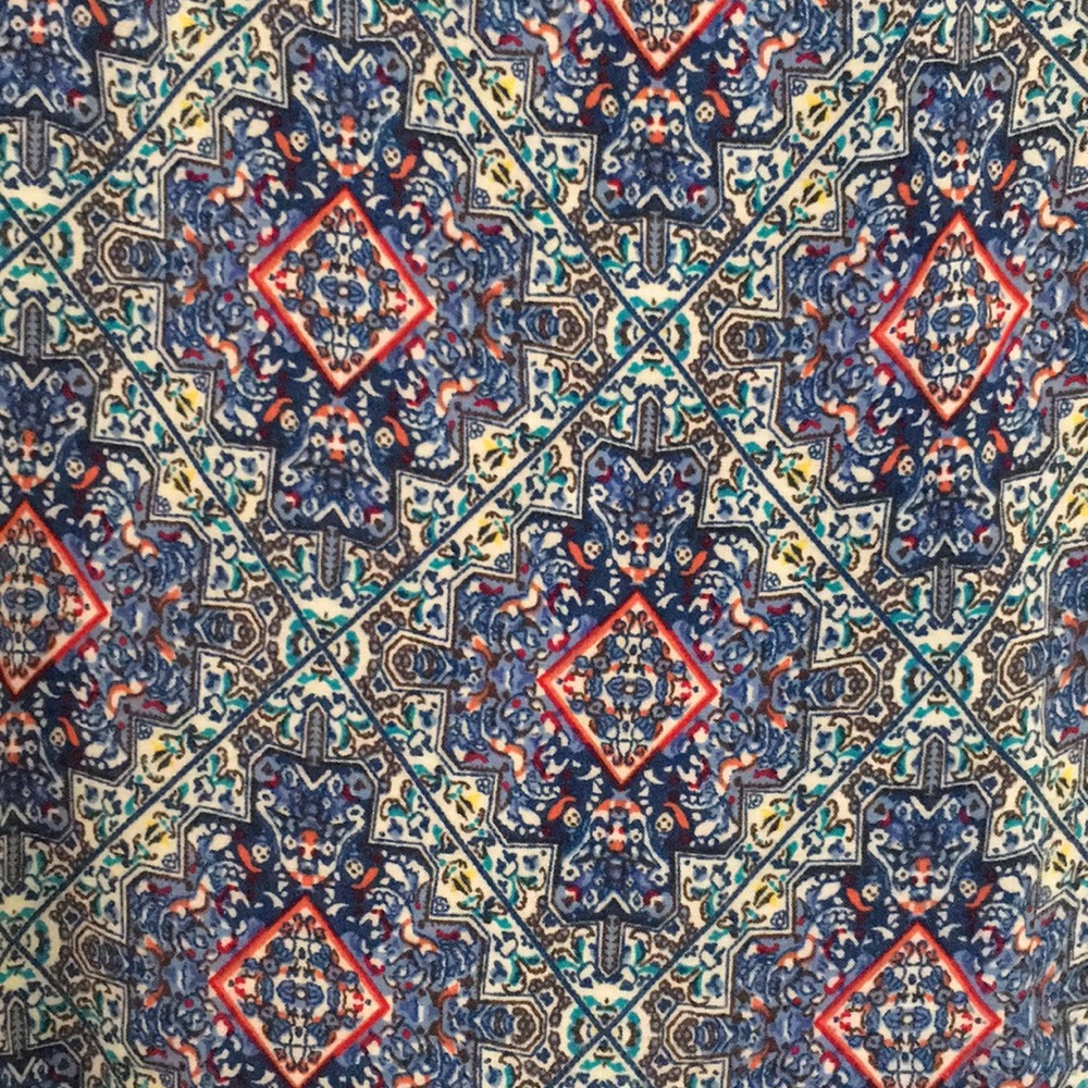 Patterned knit top, M - Picture 3 of 5
